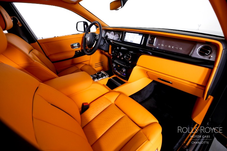 Used-2022-Rolls-Royce-Phantom-EWB