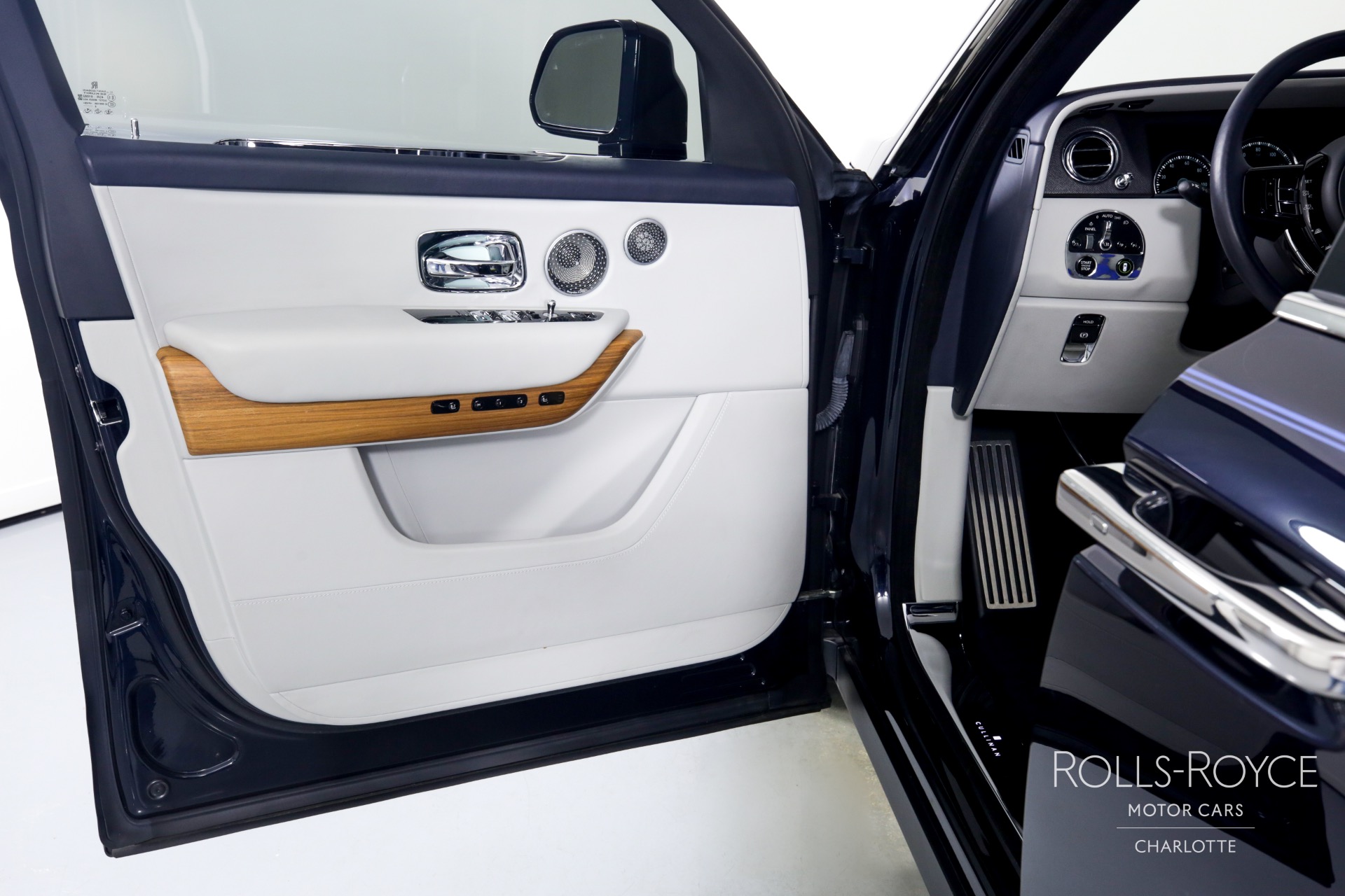 Used 2019 Rolls-Royce Cullinan | Charlotte, NC