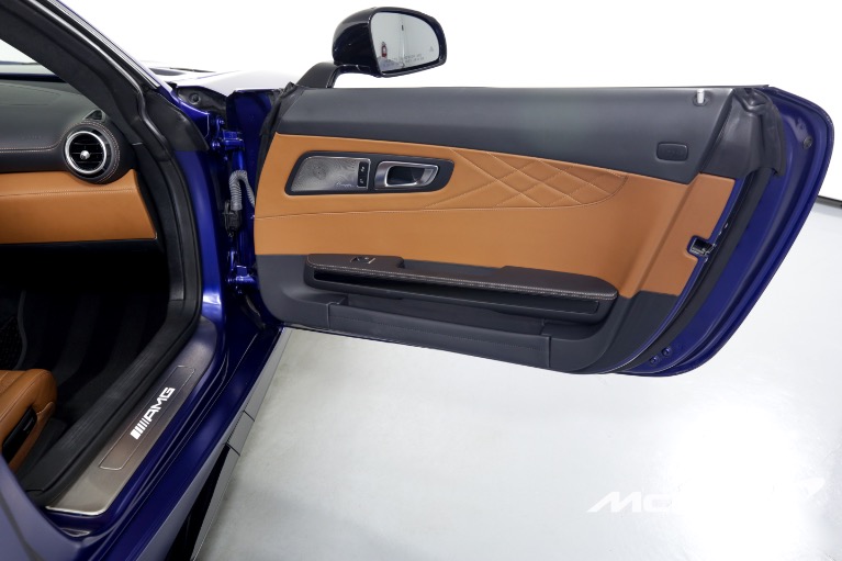 Used-2020-Mercedes-Benz-AMG-GT-C