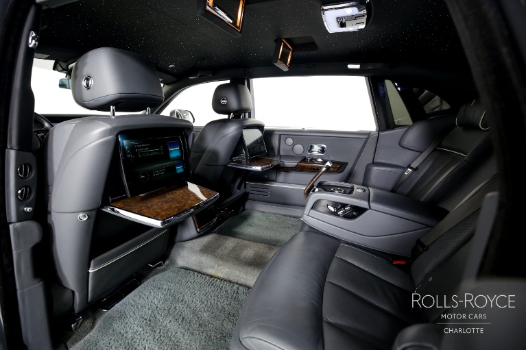 Used-2019-Rolls-Royce-Phantom-EWB
