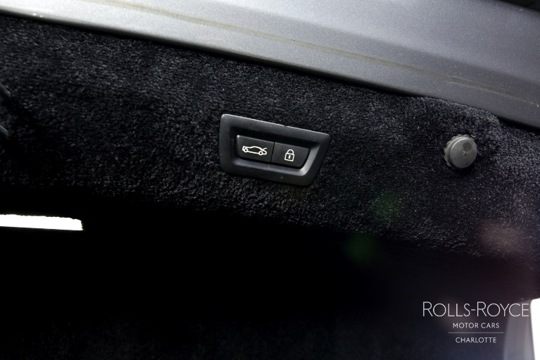 Used-2019-Rolls-Royce-Phantom-EWB
