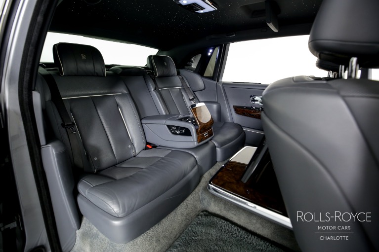 Used-2019-Rolls-Royce-Phantom-EWB