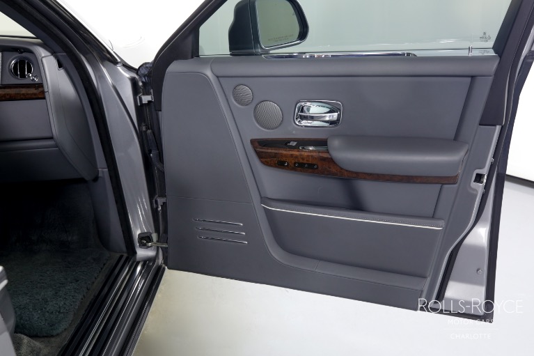 Used-2019-Rolls-Royce-Phantom-EWB