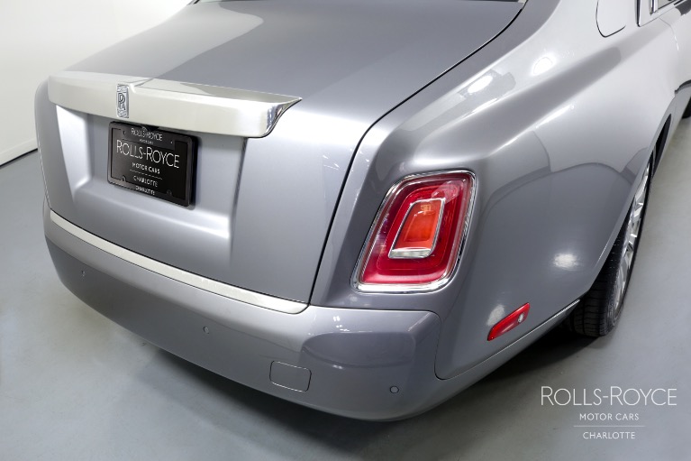 Used-2019-Rolls-Royce-Phantom-EWB