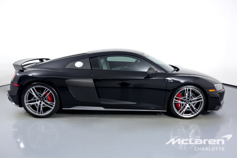 Used-2020-Audi-R8-52-quattro-V10-performance
