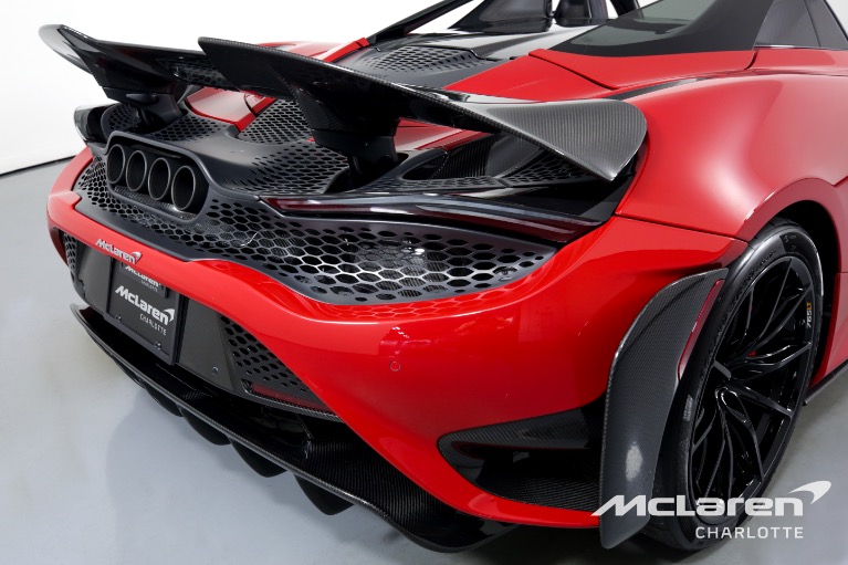 Used-2022-McLaren-765LT-Spider