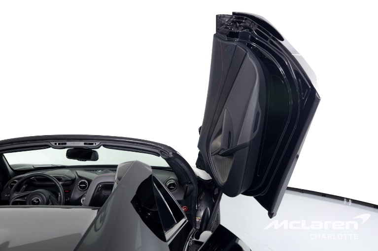 Used-2020-McLaren-720S-Spider-LUXURY