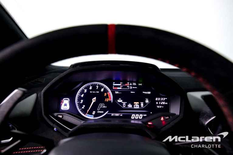 Used-2018-Lamborghini-Huracan-LP-640-4-Performante
