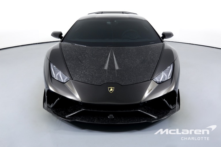 Used-2018-Lamborghini-Huracan-LP-640-4-Performante