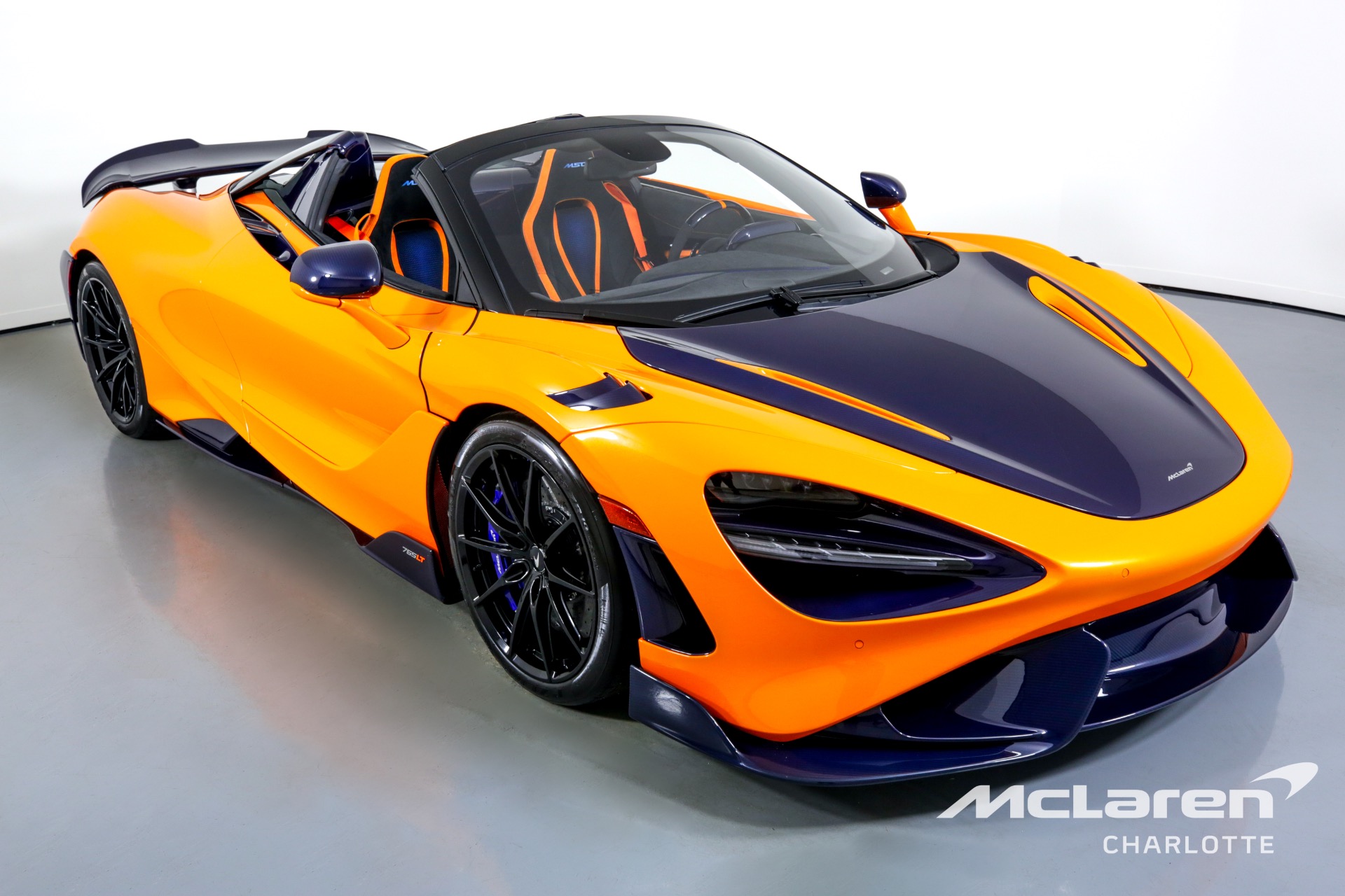Used 2022 McLaren 765LT Spider | Charlotte, NC