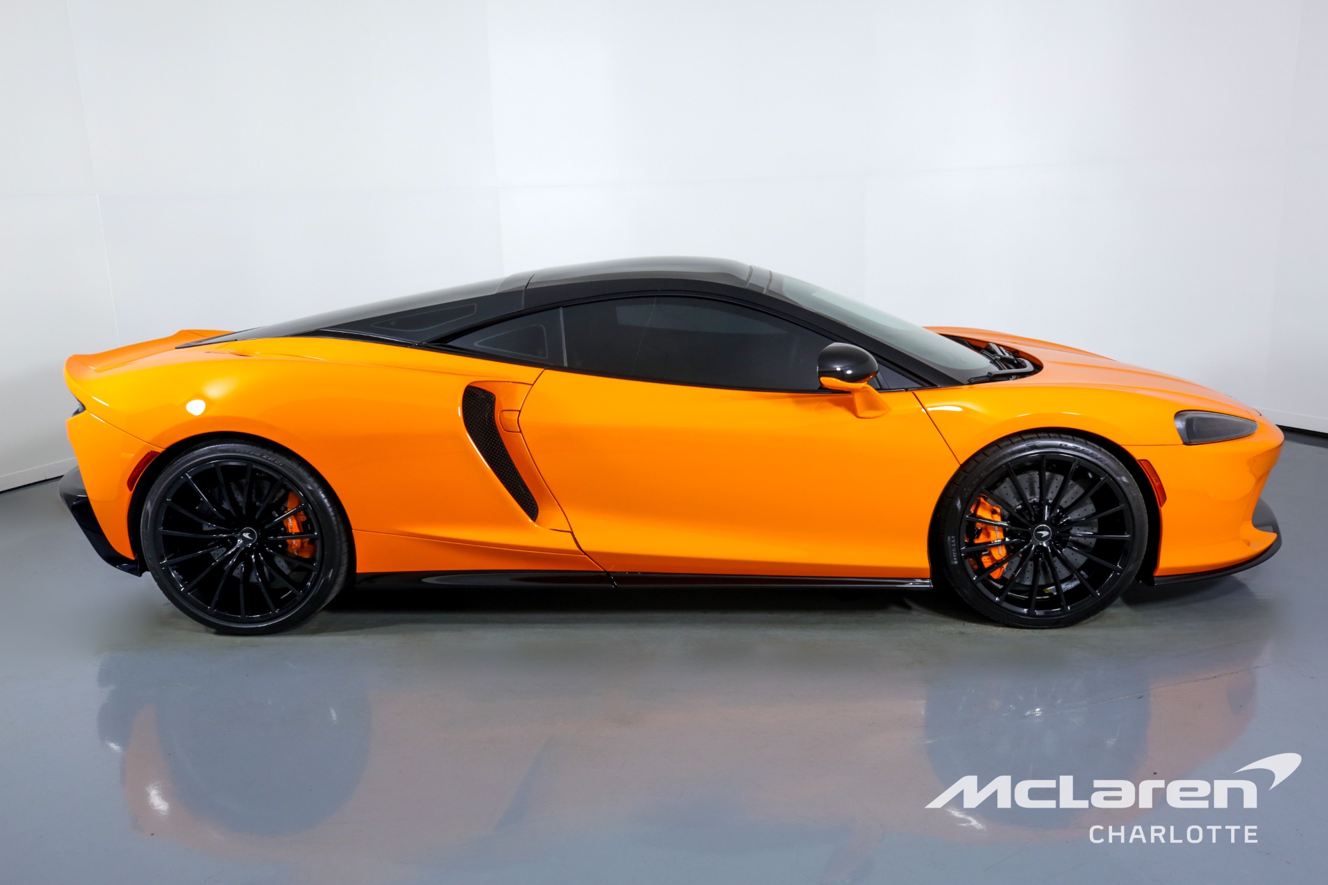 Used 2023 McLaren GT | Charlotte, NC