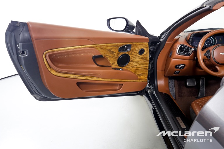 Used-2019-Aston-Martin-DB11-Volante