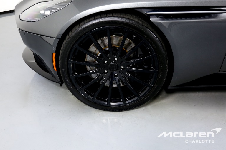 Used-2019-Aston-Martin-DB11-Volante