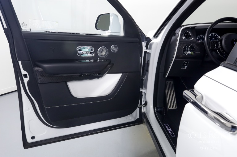 Used-2020-Rolls-Royce-Cullinan-Black-Badge