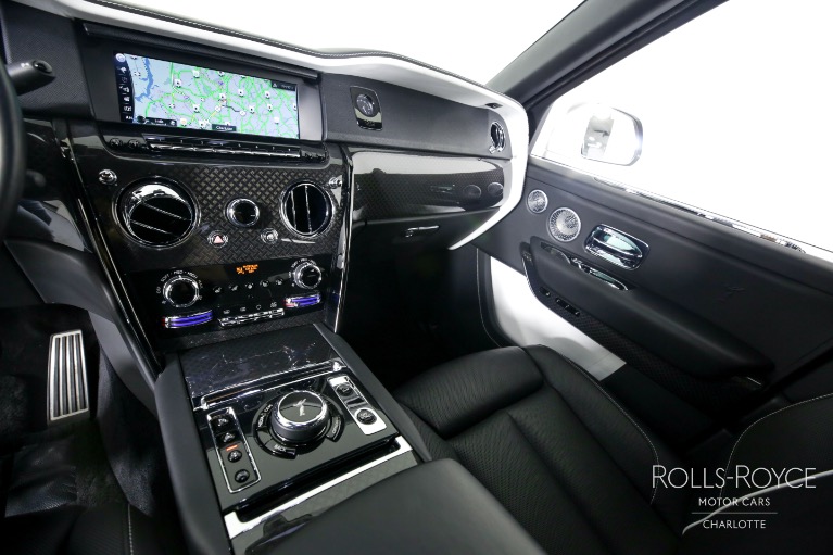 Used-2020-Rolls-Royce-Cullinan-Black-Badge