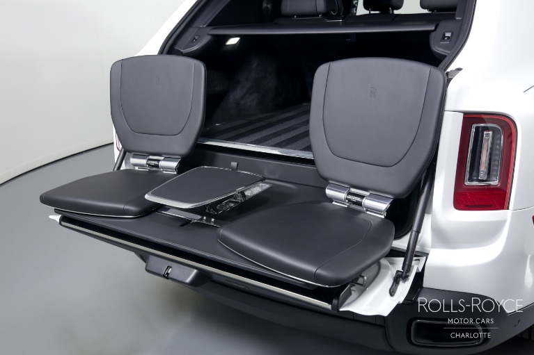 Used-2020-Rolls-Royce-Cullinan-Black-Badge