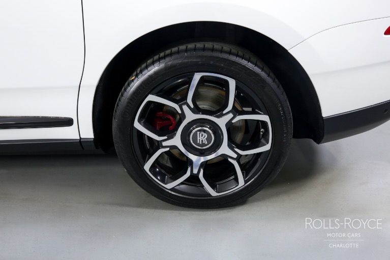 Used-2020-Rolls-Royce-Cullinan-Black-Badge