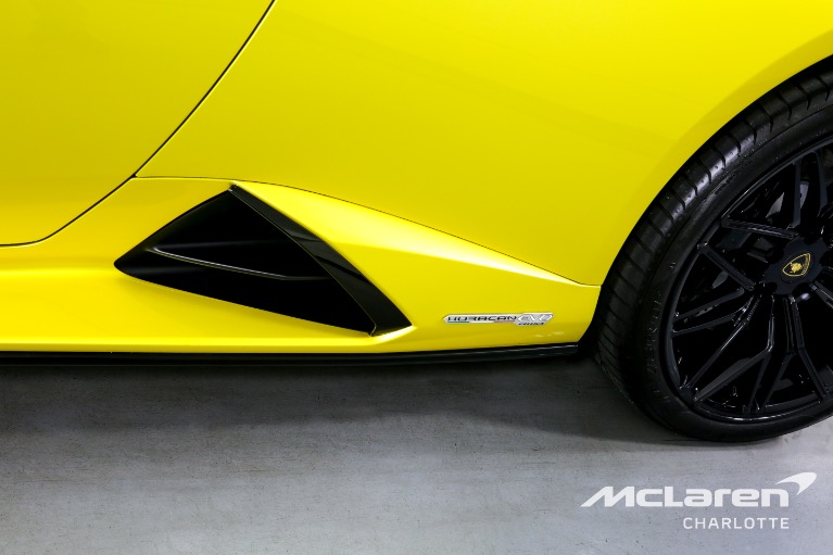Used-2020-Lamborghini-Huracan-LP-610-2-EVO
