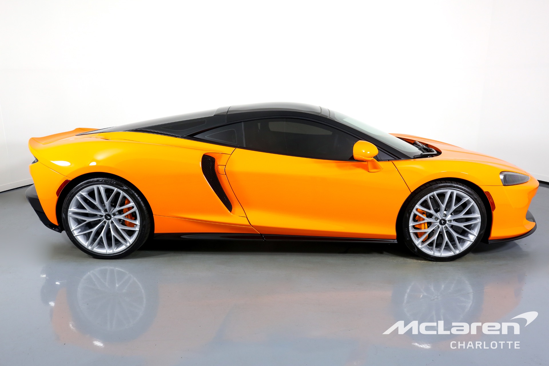 New 2023 McLaren GT | Charlotte, NC
