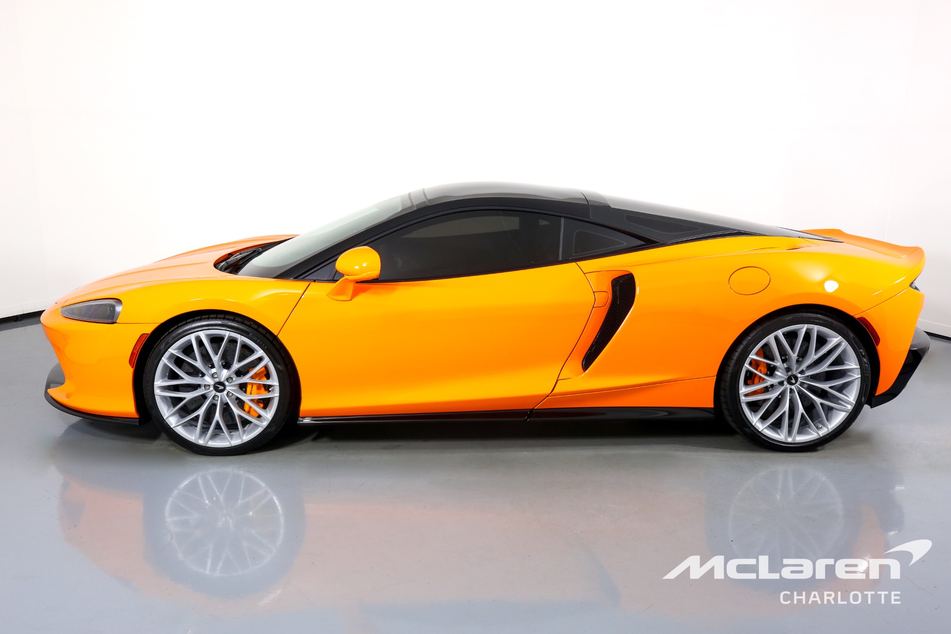New 2023 McLaren GT | Charlotte, NC