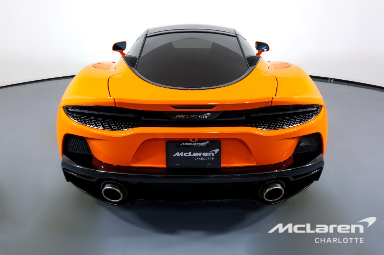 New-2023-McLaren-GT