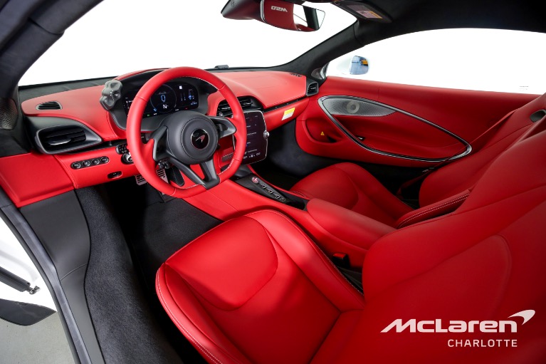Used-2023-McLaren-Artura