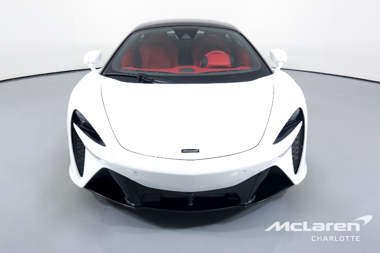 Used-2023-McLaren-Artura