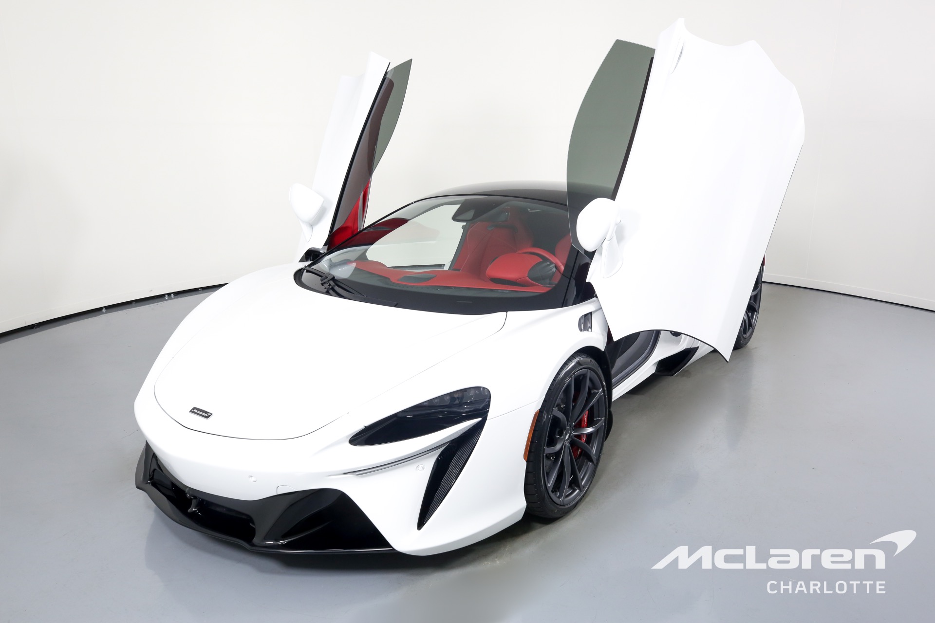 Used 2023 McLaren Artura | Charlotte, NC