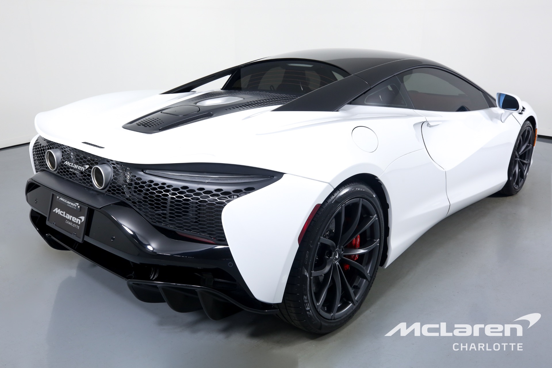 Used 2023 McLaren Artura | Charlotte, NC