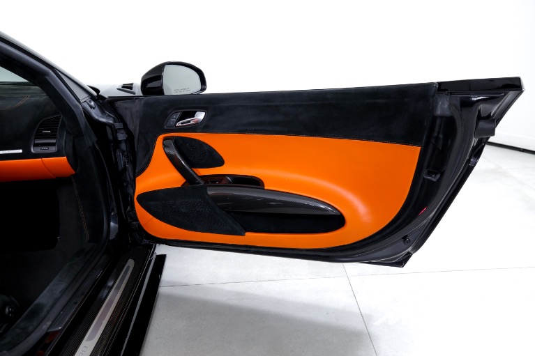 Used-2012-Audi-R8-52-quattro-Spyder