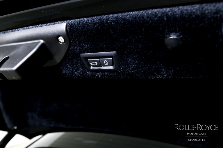 Used-2018-Rolls-Royce-Wraith