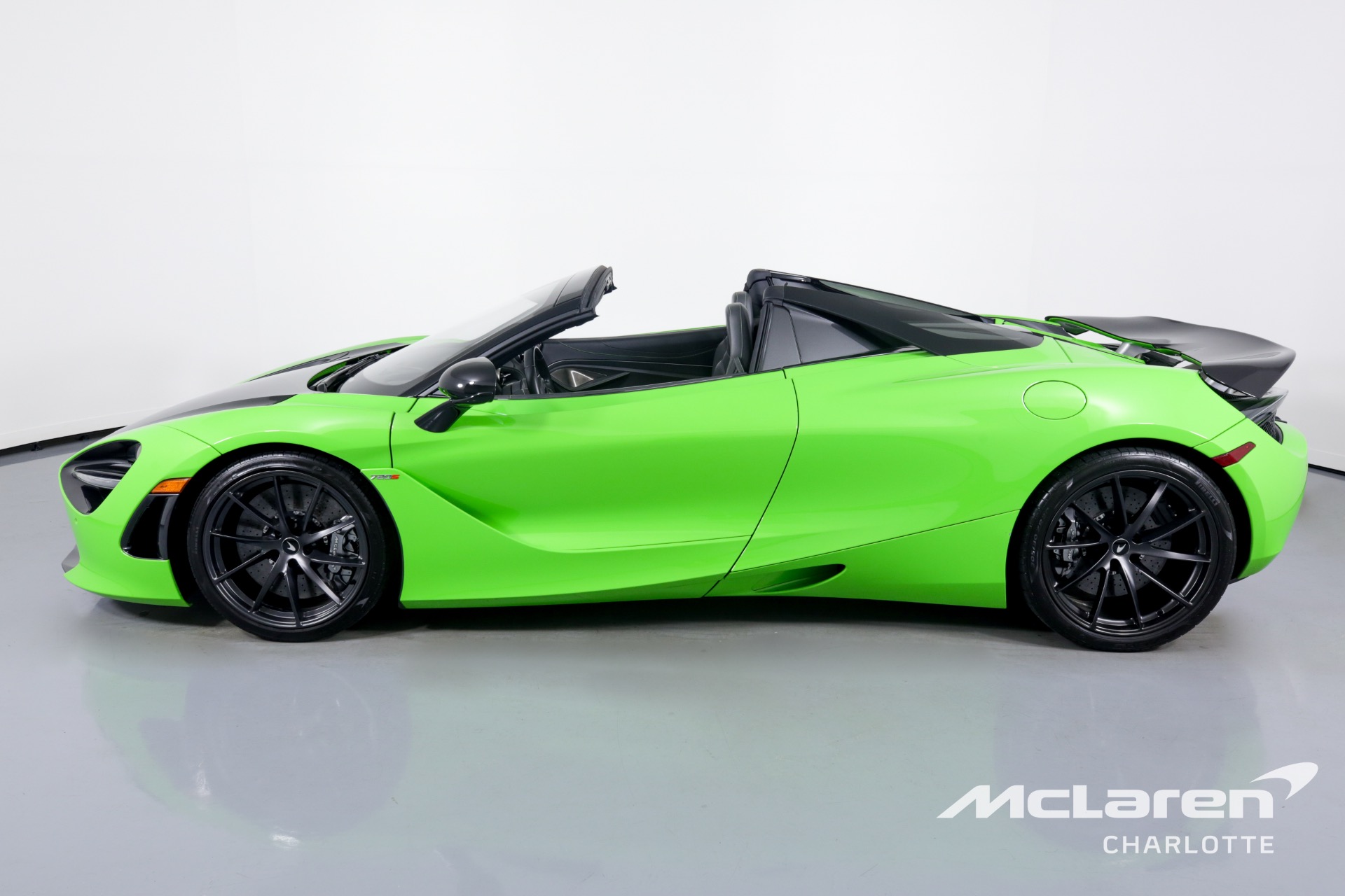 Used 2022 McLaren 720S Spider Luxury | Charlotte, NC