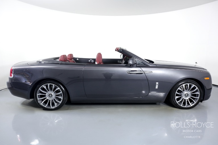 Used-2018-Rolls-Royce-Dawn