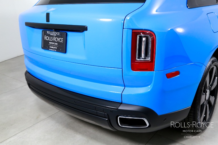 Used-2023-Rolls-Royce-Cullinan