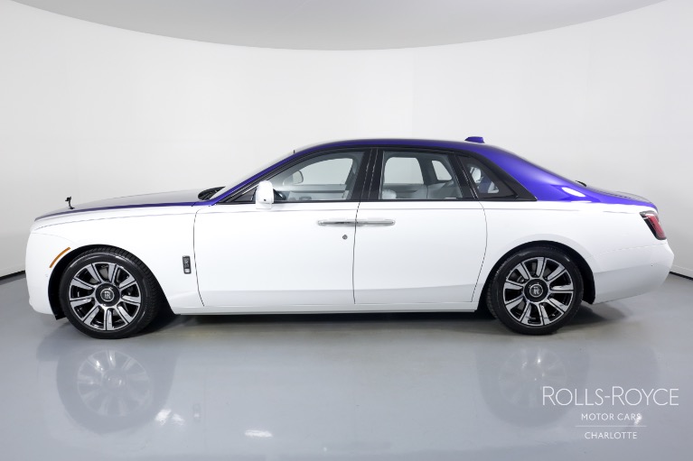Used-2023-Rolls-Royce-Ghost-Black-Badge