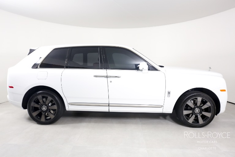 Used-2023-Rolls-Royce-Cullinan