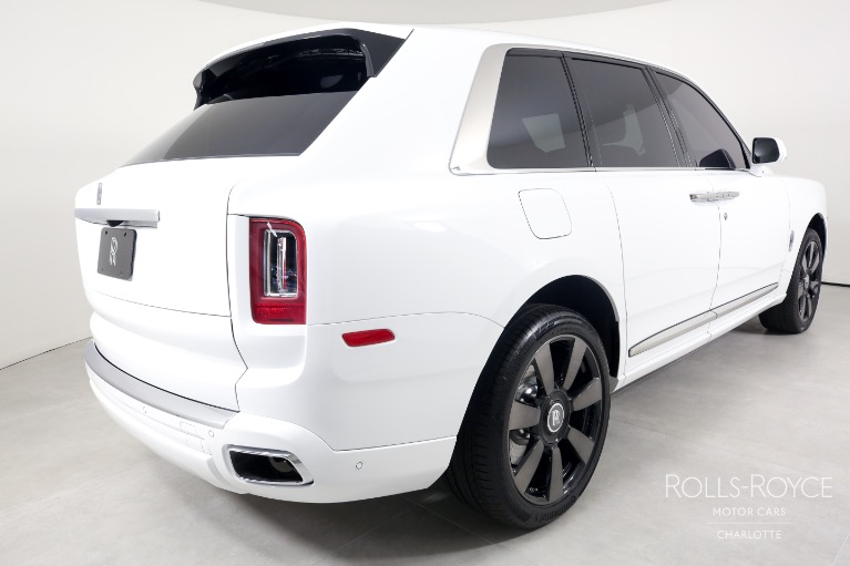 Used-2023-Rolls-Royce-Cullinan