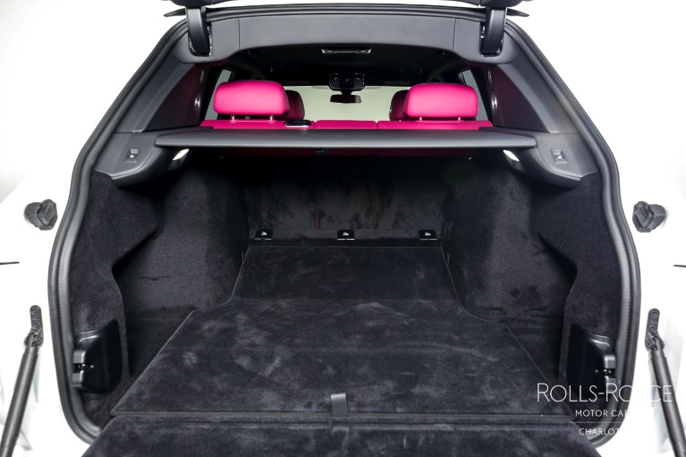Used-2023-Rolls-Royce-Cullinan