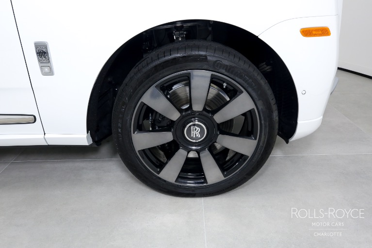 Used-2023-Rolls-Royce-Cullinan