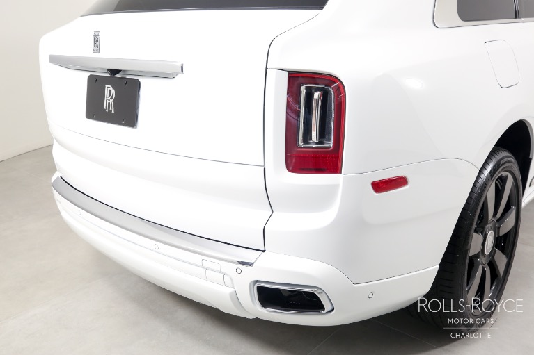 Used-2023-Rolls-Royce-Cullinan