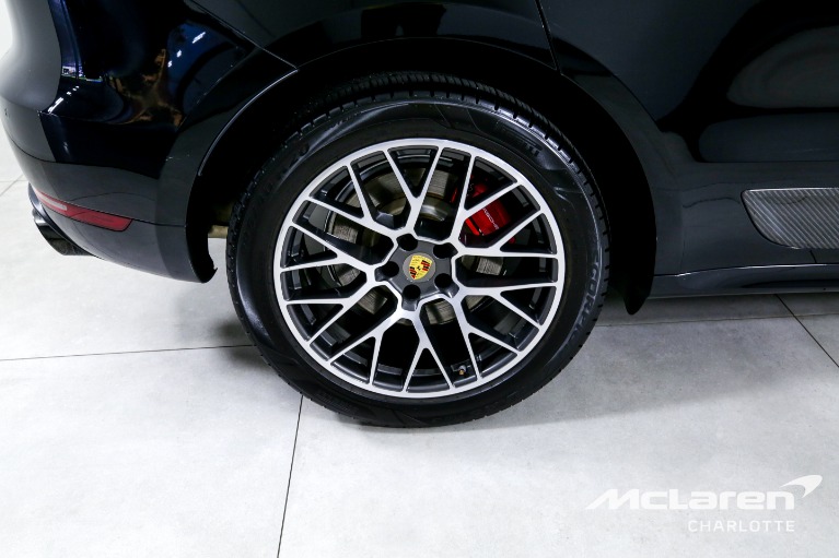 Used-2018-Porsche-Macan-Turbo