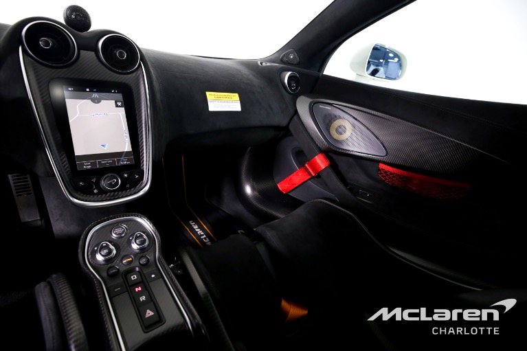 Used-2020-McLaren-620R