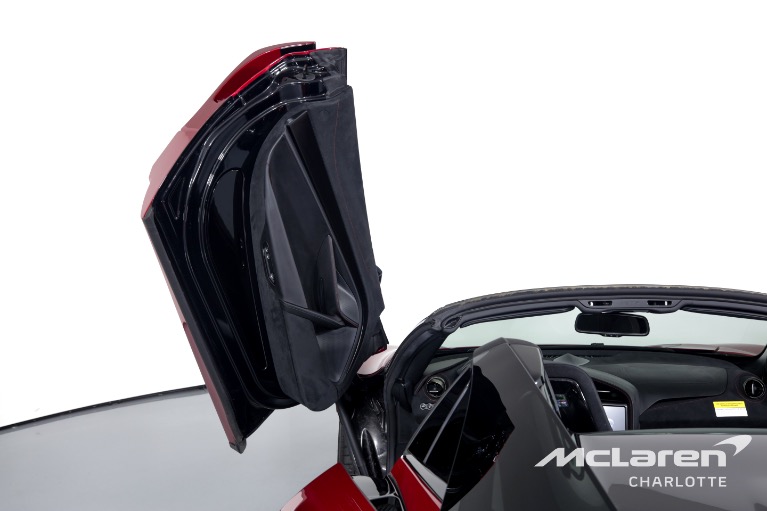 Used-2020-McLaren-720S-Spider-Performance