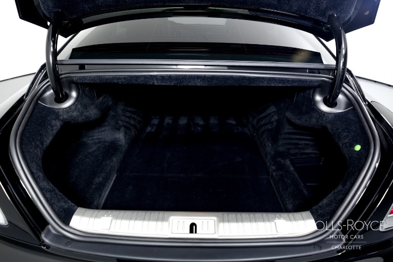 Used-2018-Rolls-Royce-Black-Badge-Wraith