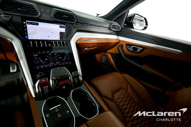 Used-2019-Lamborghini-Urus