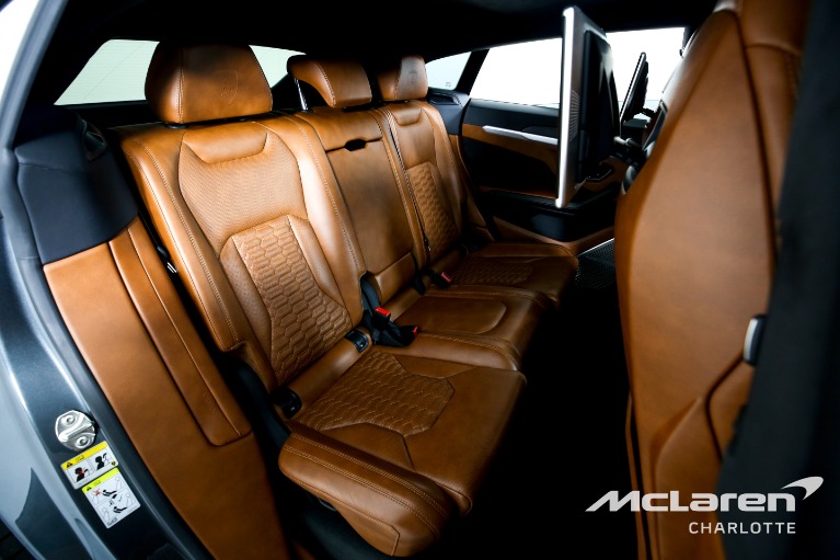 Used-2019-Lamborghini-Urus
