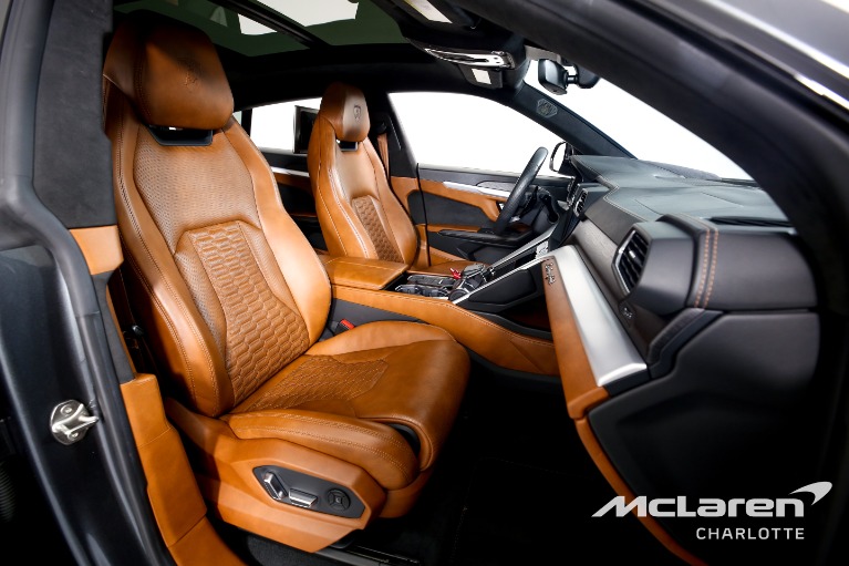 Used-2019-Lamborghini-Urus