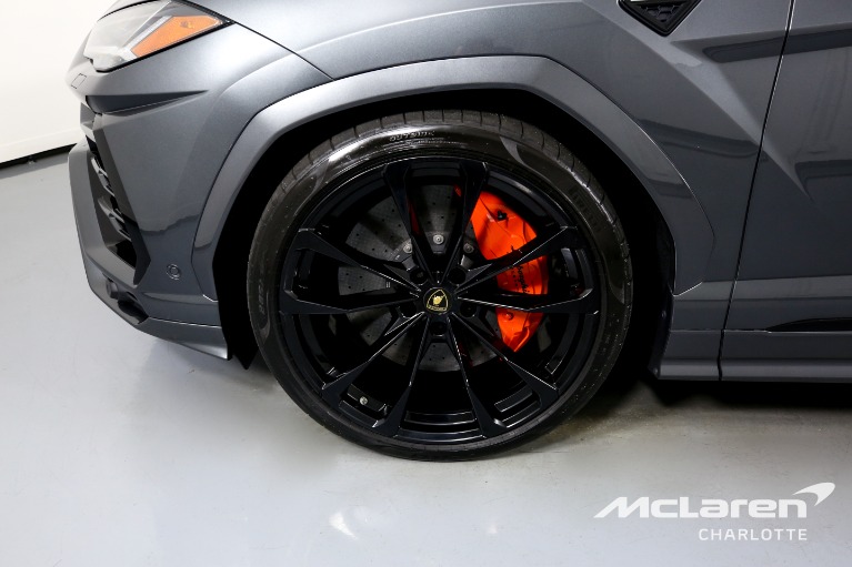 Used-2019-Lamborghini-Urus