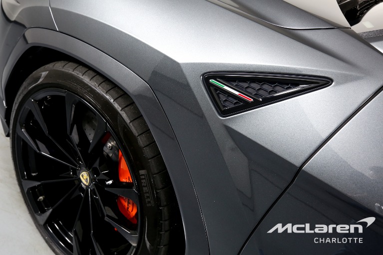 Used-2019-Lamborghini-Urus