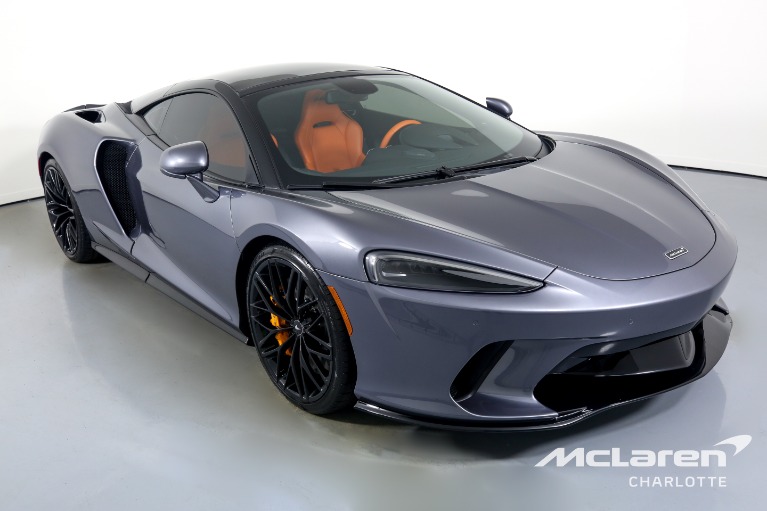 New-2023-McLaren-GT